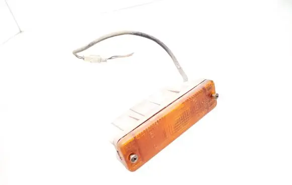 Front indicator light