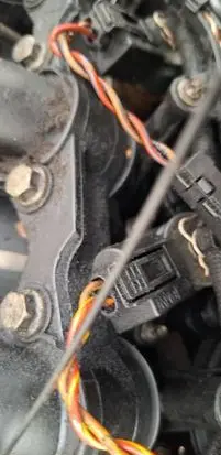 BMW 1 E81 E87 Fuel injector 0445110209