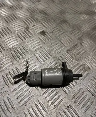 BMW 3 E90 E91 Windscreen/windshield washer pump 6934159