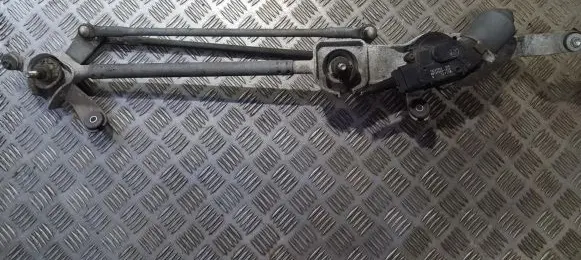 Opel Insignia A Front wiper linkage and motor