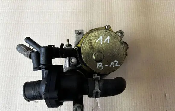 Ford Mondeo Mk III Vacuum pump XS7Q2A451BH 7224541004 05T2912543
