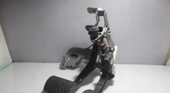 Audi A6 C7 Pedal assembly