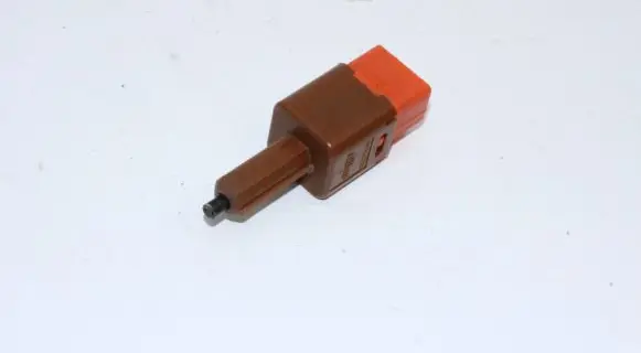 Nissan Juke I F15 Brake pedal sensor switch