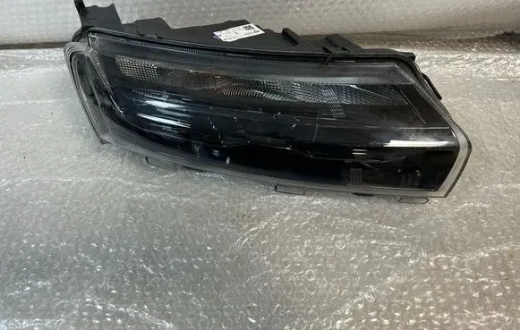 Dacia Spring Headlight/headlamp 266008993r