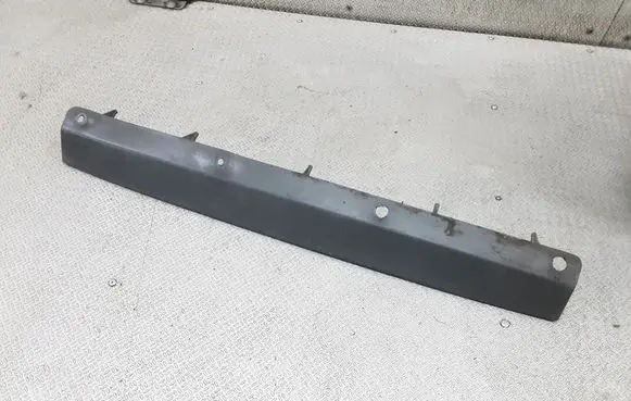 Chrysler Pacifica Front bumper mounting bracket 04857624