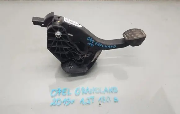 Clutch pedal
