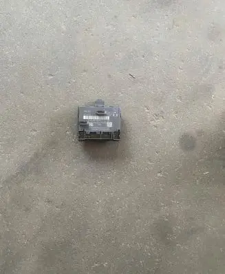 Audi A8 S8 D5 Door control unit/module 4M1959955J