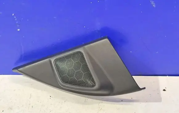 Volvo XC90 Front door speaker 8666663