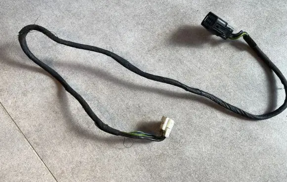 Mercedes-Benz G W461 W463 1st Gen Front door wiring loom A4635400806