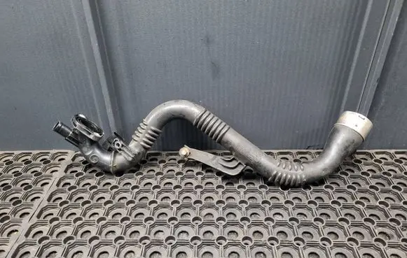Intercooler hose/pipe