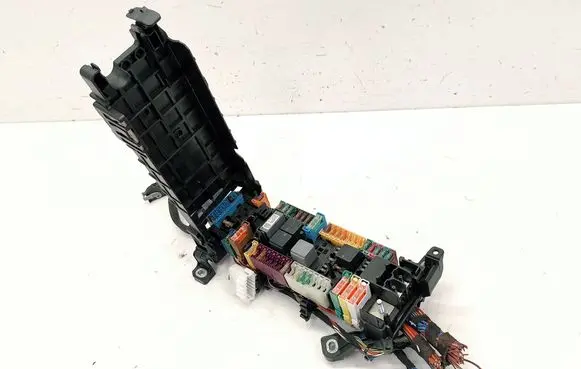 Mercedes-Benz CLA C117 X117 W117 Fuse box set A2465451600 A2465402614