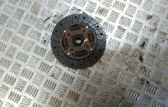 Hyundai i10 Clutch pressure plate 4110002810