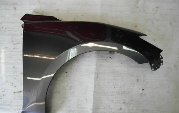 Mazda 2 Fender BLOTNIK2DJ