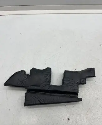 Fender foam support/seal
