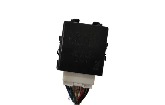 Toyota Auris 150 Window wiper relay 8594002040 4230001070