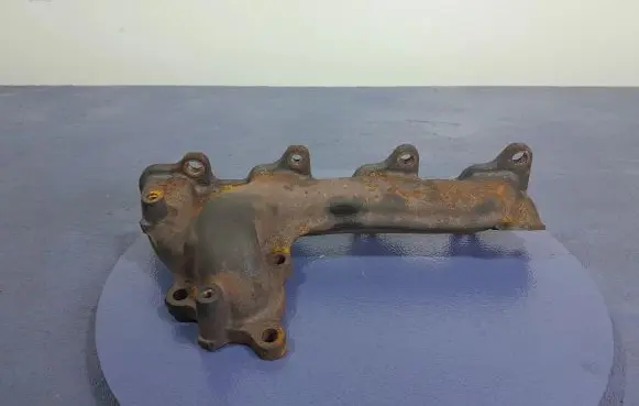 Lexus IS 220D-250-350 Exhaust manifold