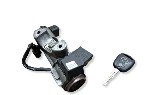 Toyota Avensis T250 Ignition lock N0501517 N0501518 8978305010