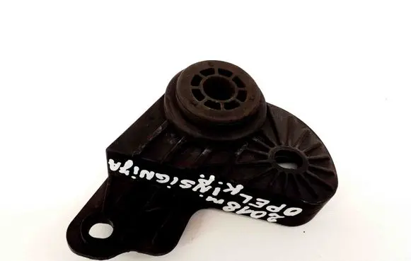 Radiator support slam panel bracket