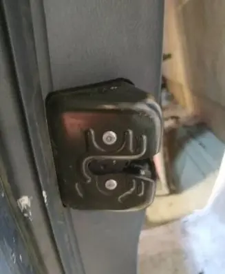 Tailgate/trunk/boot lock/catch/latch