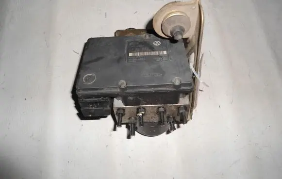 Volkswagen Touareg III ABS Pump