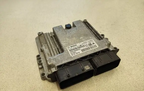 Peugeot 508 II Engine control unit/module 9844234880 MG1CS042 0261S1058A
