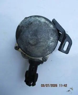 Renault Megane II Vacuum pump 8200113585