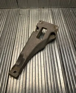 BMW 7 E38 Engine mounting bracket 1092559