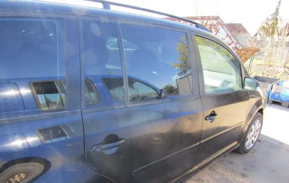 Volkswagen Cross Touran I Rear door 