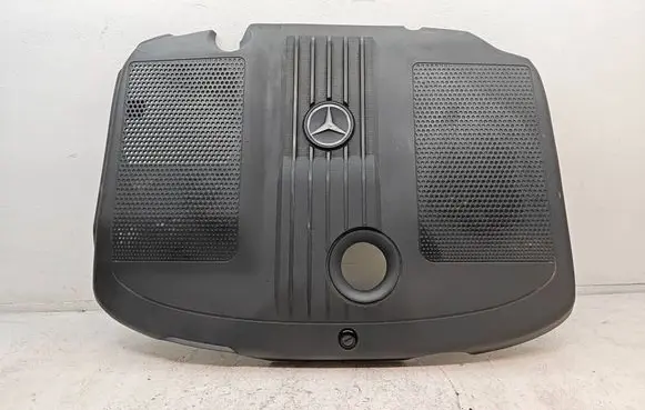 Mercedes-Benz E W212 Engine cover (trim) A6510102767