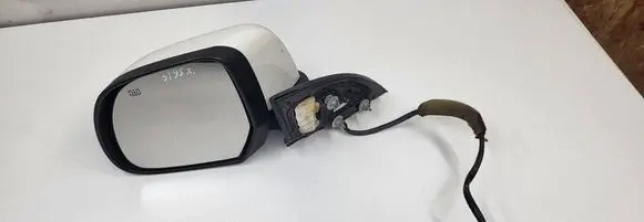 Nissan Leaf I (ZE0) Front door electric wing mirror