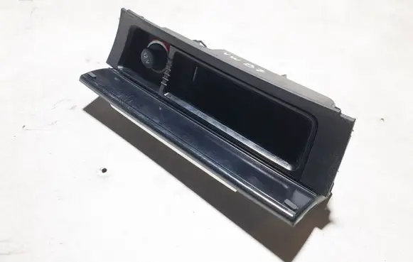 Volkswagen PASSAT B7 Car ashtray 3C0863284K