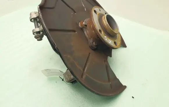 Volvo XC40 Rear wheel hub 32246338
