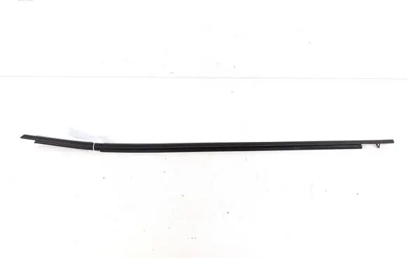 Toyota Corolla Cross Front door glass trim molding 7572016220