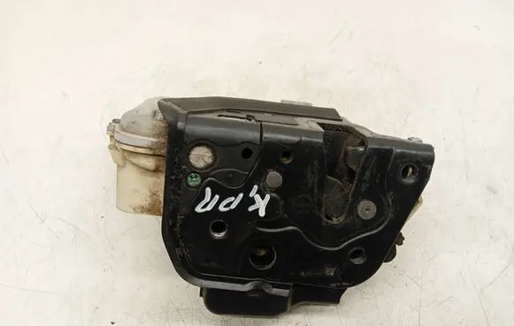 Audi A6 S6 C6 4F Front door lock