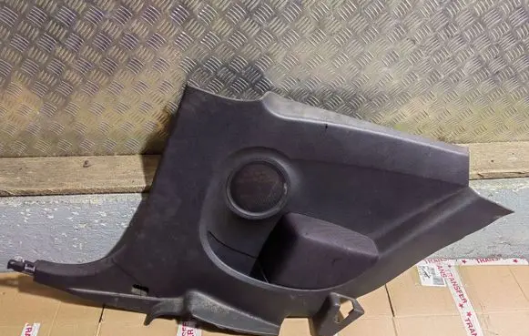 Renault Clio III Rear door card trim 8200487641