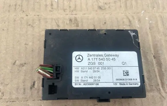 Mercedes-Benz CLS C219 Gateway control module A2115405745 A1715405045 A1714420100