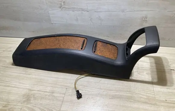 Mercedes-Benz CLS C219 Center console A2198600030