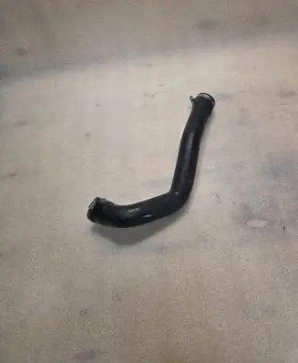 BMW 7 E38 Engine coolant pipe/hose