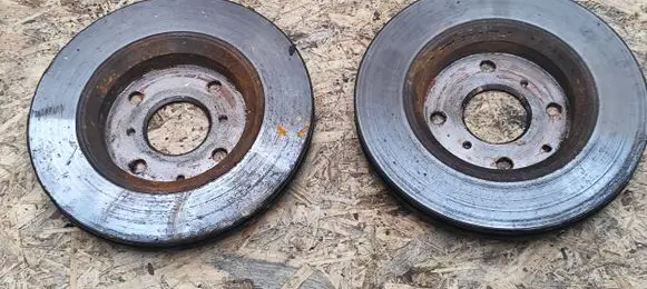 Toyota Aygo AB10 Front brake disc