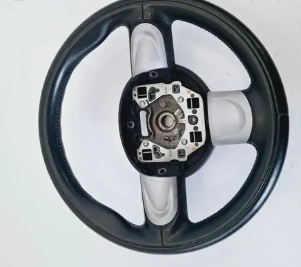 Mini One - Cooper Clubman R55 Steering wheel
