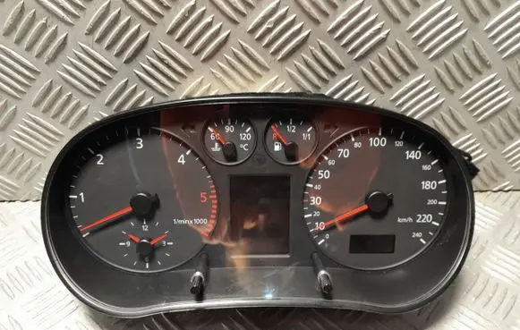 Audi A3 S3 8L Speedometer (instrument cluster) 8L0919880D 110008895001