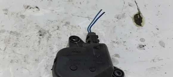 Chrysler Pacifica Air flap motor/actuator 04885465AAC