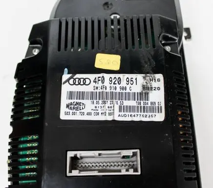 Audi A6 S6 C6 4F Speedometer (instrument cluster) 4F0920951