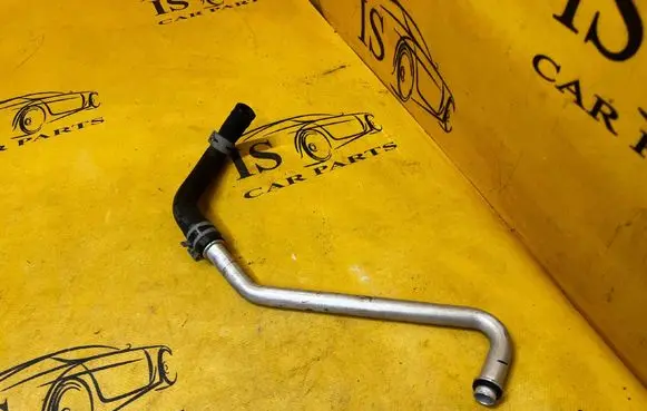 Ford Explorer VI Engine coolant pipe/hose 
