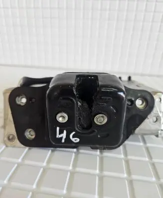 Jeep Grand Cherokee Tailgate/trunk/boot lock/catch/latch