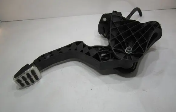 Clutch pedal