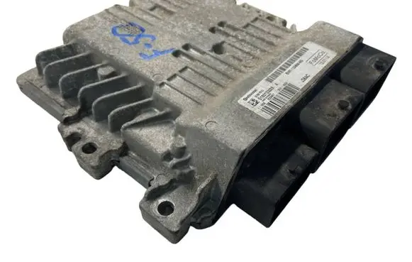 Ford Focus Engine control unit/module BV6112A650NG S180133028A