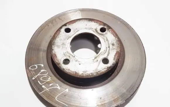 Nissan Almera N16 Front brake disc ventiliuojamas