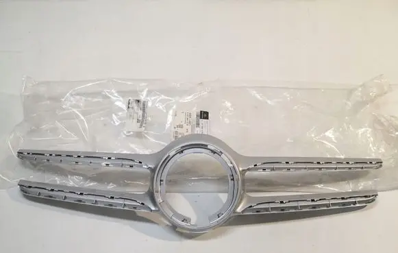 Mercedes-Benz Vito Viano W447 Front bumper upper radiator grill A4478881200