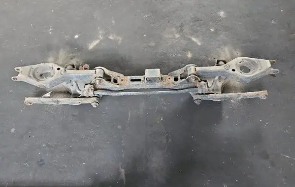 Rear axle beam